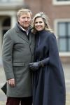 Den Haag 22 december 2023
Fotouurtje met Koning Willem Alexander Koningin Maxima Prinses Amalia Prinses Alexia Prinses Ariane en hun hondje Mambo bij Huis ten Bosch .