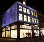 Amsterdam 14 december 2023
Opening van de nieuwe Louis Vuitton winkel op de pc Hooftstraat.
Alle gasten werden met luxe BMW 's gebracht. Gaite Jansen