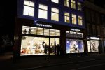 Amsterdam 14 december 2023
Opening van de nieuwe Louis Vuitton winkel op de pc Hooftstraat.
Alle gasten werden met luxe BMW 's gebracht. Gaite Jansen