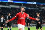 Eindhoven, 7 December 2023
Kompetitiewedstrijd PSV-SC Heerenveen, eindstand 2-0
Luuk de Jong scoort 2-0 die door een handsbal wordt afgekeurd