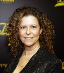 Amsterdam 12 december 2023
Premiere de tata's in Tuschinski. Margot Ros