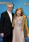 Amsterdam 4 december 2023
Premiere de hospita in het nieuwe delamar theater. marijke Helwegen met man harrie