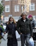 Amsterdam 23 december 2023
Nada v Nie doet samen met haar man kerstinkopen in Amsterdam zuid.