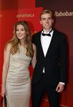 Utrecht 20 december 2023
Sportman / sportvrouw van jaar gala . Niels Laros  en zijn vriendin