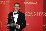 Utrecht 20 december 2023
Sportman / sportvrouw van jaar gala . Niels Laros  en zijn vriendin