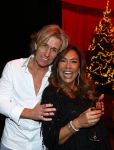 Rotterdam 30 december 2023
Surprise feestje voor Frans Bauer zijn 50e verjaardag in Ahoy. Frans Kwam met zijn vrouw Mariska Bauer en hun zonen Christiaan Frans Jr Lucas en Jan . Frans werd heel emotioneel toen hij aan kwam . In het circus werd er opgetreden door oa Patty Brard Thomas Berge en Emiel Hartkamp.