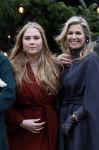 Den Haag 22 december 2023
Fotouurtje met Koning Willem Alexander Koningin Maxima Prinses Amalia Prinses Alexia Prinses Ariane en hun hondje Mambo bij Huis ten Bosch .