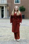 Den Haag 22 december 2023
Fotouurtje met Koning Willem Alexander Koningin Maxima Prinses Amalia Prinses Alexia Prinses Ariane en hun hondje Mambo bij Huis ten Bosch .