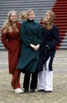 Den Haag 22 december 2023
Fotouurtje met Koning Willem Alexander Koningin Maxima Prinses Amalia Prinses Alexia Prinses Ariane en hun hondje Mambo bij Huis ten Bosch .