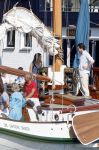 Muiden 11 juni 2023
Prinses Beatrix gaat varen met vrienden op de groene Draeck. oa Aanwezig Prins Constantijn Prinses laurentien Gravin Eloise met (een) vriend.  Prinses Laurentien had ook de hond meegenomen.