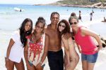 ibiza 17 juli 2012
Ruud Gullit op vakantie met al zijn 6 kinderen Felicity Charmayne Quincy Cheyenne Joelle en Maxim .
Peter Smulders bv
