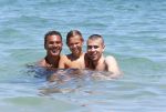 ibiza 17 juli 2012
Ruud Gullit op vakantie met al zijn 6 kinderen Felicity Charmayne Quincy Cheyenne Joelle en Maxim .
Peter Smulders bv