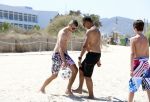 ibiza 17 juli 2012
Ruud Gullit op vakantie met al zijn 6 kinderen Felicity Charmayne Quincy Cheyenne Joelle en Maxim .
Peter Smulders bv