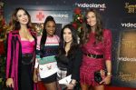 Amsterdam 6 december 2023
Premiere eerste hulp bij kerst  in Pathe Noord van Videoland. Tamara Elbaz Cherry-Ann Person  Kimmylien Nguyen en Maria Tailor