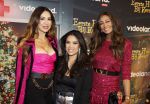 Amsterdam 6 december 2023
Premiere eerste hulp bij kerst  in Pathe Noord van Videoland. Tamara Elbaz, Kimmylien Nguyen en Maria Tailor