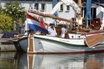 Muiden 11 juni 2023
Prinses Beatrix gaat varen met vrienden op de groene Draeck. oa Aanwezig Prins Constantijn Prinses laurentien Gravin Eloise met (een) vriend.  Prinses Laurentien had ook de hond meegenomen.