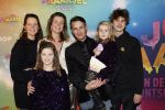 Amsterdam 8 december 2024
Premiere Juf Brakel in Pathe Arena met in de hoofdrollen Nicolette v Dam Martijn Fischer Annette Barlo Ditmar Marlin Flint de Man Floris Gobel Annick Boer Aram v d Rest Bart Oomen Carolina Dijkhuizen ea.Aram v d Rest met familie
