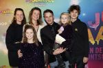 Amsterdam 8 december 2024
Premiere Juf Brakel in Pathe Arena met in de hoofdrollen Nicolette v Dam Martijn Fischer Annette Barlo Ditmar Marlin Flint de Man Floris Gobel Annick Boer Aram v d Rest Bart Oomen Carolina Dijkhuizen ea.Aram v d Rest met familie