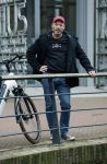 Arnhem 11 december 2024
25 jaar geleden won Bart Spring in t Veld de eerste serie van Big Brother .
