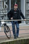 Arnhem 11 december 2024
25 jaar geleden won Bart Spring in t Veld de eerste serie van Big Brother .