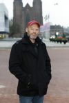 Arnhem 11 december 2024
25 jaar geleden won Bart Spring in t Veld de eerste serie van Big Brother .