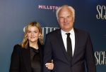 Amsterdam 9 december 2024
Premiere Schitetrend met in de hoofdrollen Holly Brood Gijs Scholten v Asschat Caro Lenssen Hannah Hoekstra Maarten Heijemans Bobbie Mulder Sidar Toksoz  in Tuschinski. Bob Sikkes kwam met een collega