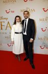 Amsterdam 17 december 2024
Premiere Mufasa (disney) in hotel l'Europe. Bobbie Boermans met partner