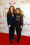 Amsterdam 17 december 2024
Premiere Mufasa (disney) in hotel l'Europe. Carolien Borgers en Britte Lagchner