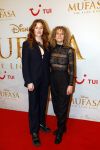 Amsterdam 17 december 2024
Premiere Mufasa (disney) in hotel l'Europe. Carolien Borgers en Britte Lagchner