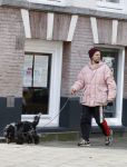 Amsterdam 11 maart 2023
Oud voetballer Poulsen van Ajax met vrouw en dochetr in Amsterdam.