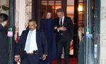 Amsterdam 11 december 2024
Koningspaar Koning Willem Alexander Koningin Maxima  bij contraprestatie Portugese staatsbezoek, Dick Schoof en partner Loes Meurs