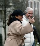 Amsterdam 11 december 2024
Dries Roelvnk en zijn vrouw Honoria op straat in Amsterdam zuid.