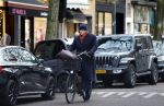 Amsterdam 11 december 2024
Ferdinand Grapperhaus op de fiets in Amsterdam zuid.