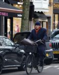 Amsterdam 11 december 2024
Ferdinand Grapperhaus op de fiets in Amsterdam zuid.