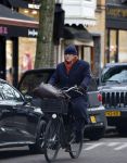 Amsterdam 11 december 2024
Ferdinand Grapperhaus op de fiets in Amsterdam zuid.