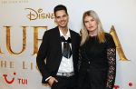 Amsterdam 17 december 2024
Premiere Mufasa (disney) in hotel l'Europe. Glenn Eilbracht en een vriendin
