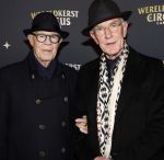 Amsterdam 18 december 2024
Kerstcircus in Carre. Hans van Manen met partner