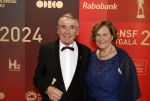 Arnhem 18 december 2024
Sportman van het jaar op Papendal. Sportgala. Hennie Kuiper met zijn vrouw