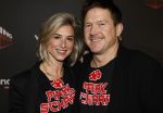 Hilversum 22 december 2024
Boxing infuencers event in studio 21 . Johnny de Mol met zijn vrouw Anouk