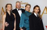 Amsterdam 17 december 2024
Premiere Mufasa (disney) in hotel l'Europe. Kya v Rossum en Ruby v Rossum