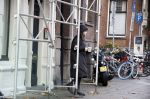 Amsterdam 7 december 2024
Ruud de Wild en zijn nieuwe vriendin Linda Stulic verlaten s ochtends samen het huis van Ruud en gaan met de auto naar hun winkel in de Jordaan . Ze hebben daar een pop up store. Linda is een fantastische fotograaf die ook wel de nieuwe Anton Corbijn wordt genoemd.