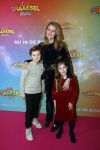 Amsterdam 8 december 2024
Premiere Juf Brakel in Pathe Arena met in de hoofdrollen Nicolette v Dam Martijn Fischer Annette Barlo Ditmar Marlin Flint de Man Floris Gobel Annick Boer Aram v d Rest Bart Oomen Carolina Dijkhuizen ea.Liza Sips kwam met haar kinderen