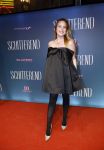 Amsterdam 9 december 2024
Premiere Schitetrend met in de hoofdrollen Holly Brood Gijs Scholten v Asschat Caro Lenssen Hannah Hoekstra Maarten Heijemans Bobbie Mulder Sidar Toksoz  in Tuschinski. marije Knevel met haar man Jelle