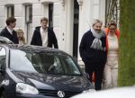 Den Haag 21 december 2024
Matthijs v Nieuwkerk en zijn vrouw Martha Riemsma zijn vandaag in kleine kring getrouwd . Ook de beide zoons van Martha waren aanwezig.