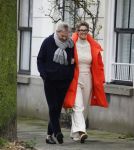 Den Haag 21 december 2024
Matthijs v Nieuwkerk en zijn vrouw Martha Riemsma zijn vandaag in kleine kring getrouwd . Ook de beide zoons van Martha waren aanwezig.