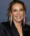 Amsterdam 9 december 2024
Premiere Schitetrend met in de hoofdrollen Holly Brood Gijs Scholten v Asschat Caro Lenssen Hannah Hoekstra Maarten Heijemans Bobbie Mulder Sidar Toksoz  in Tuschinski. Rachel v Bommel