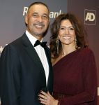 Arnhem 18 december 2024
Sportman van het jaar op Papendal. Sportgala.Ruud Gullit met zijn vriendin Karin de Rooij
