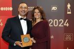 Arnhem 18 december 2024
Sportman van het jaar op Papendal. Sportgala.Ruud Gullit met zijn vriendin Karin de Rooij