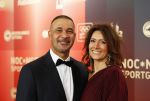 Arnhem 18 december 2024
Sportman van het jaar op Papendal. Sportgala.Ruud Gullit met zijn vriendin Karin de Rooij