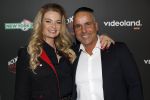 Hilversum 22 december 2024
Boxing infuencers event in studio 21 . Tony Carfora met partner